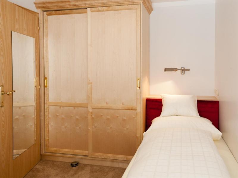 Two-Bedroom Apartment (4 Adults),39023911:JPEG