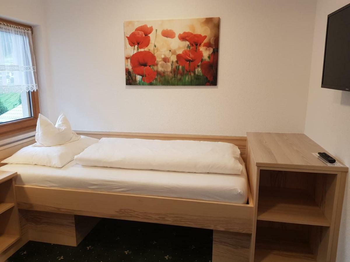 Two-Bedroom Apartment,846565514:JPEG